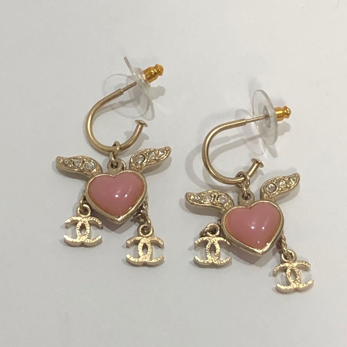 新品正規品  Yahoo!オークション - 美品 CHANEL【シャネル】ストーン付 イヤリング