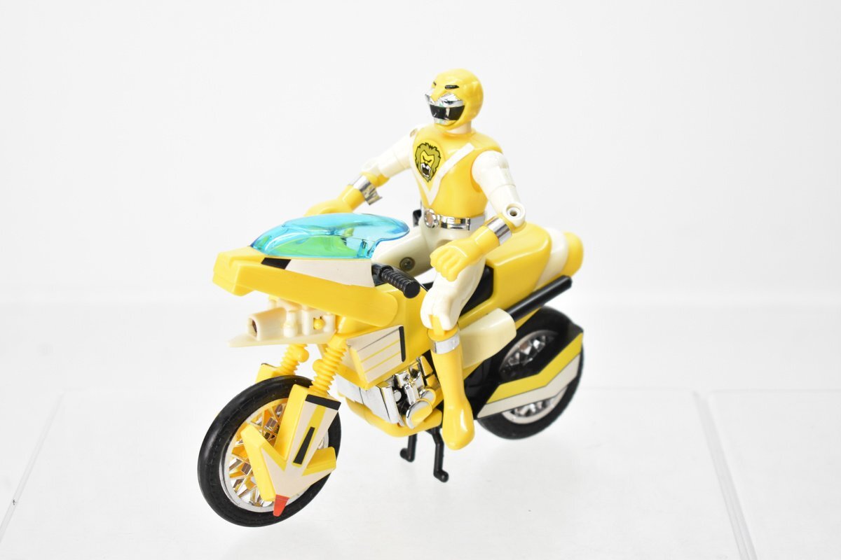 Yahoo!オークション -「ライブマン イエローライオン」の落札
