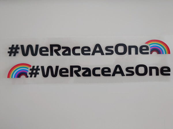 F1 切り抜きタイプ PVCステッカー 「#We Race As One」ステッカー 左右分1セット 文字色:ブラック
