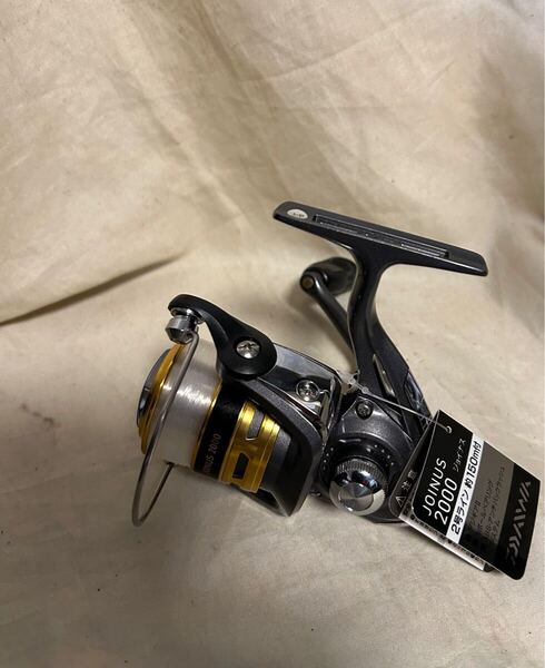新品!ダイワ製ジョイナス16 2000ナイロン2号150m付き1BB ダイワ スピニングリール DAIWA ダイワ