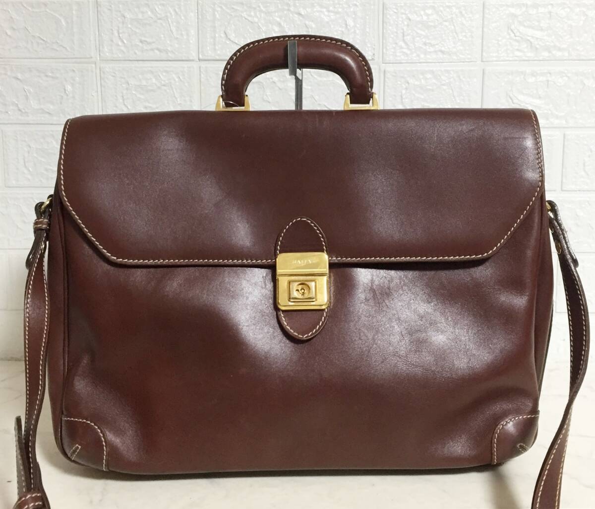 Yahoo!オークション -「bally 2wayショルダーバッグ」の落札相場 Yahoo!オークション -「bally 2wayショルダーバッグ」の落札相場