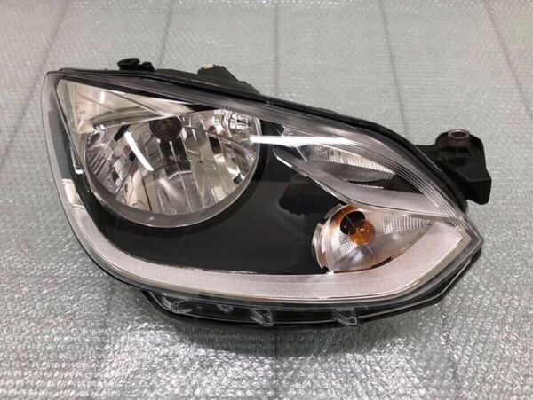 美品 フォルクスワーゲン VW アップ up up! 後期 純正 ハロゲン ヘッドライト 右 ASSY HELLA 1S2.941.016.N 1LJ 010.670-08 178047-02