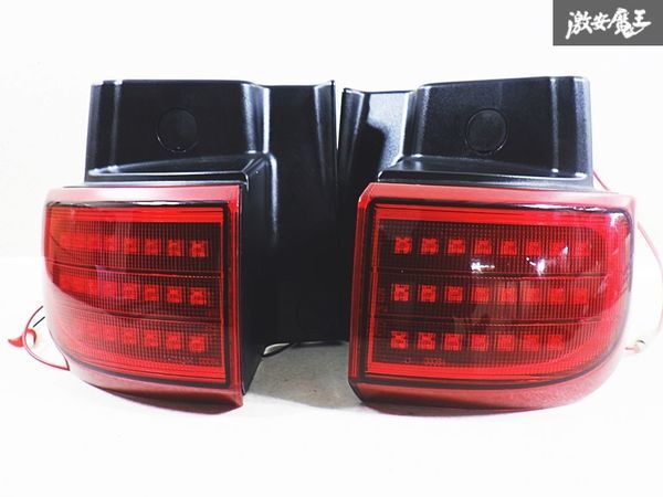 日産(純正) LEDテールランプ のパーツレビュー | エルグランド