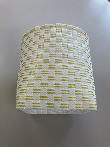 (みな・みな)ハンドメイド PPバンドゴミ箱用かご 11*11 15段 白×金色ストライプ