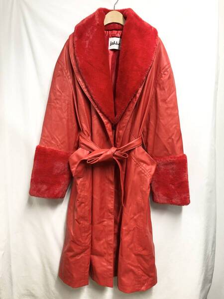 ○★新品未使用 jakke(ジャッキー) ファー付フェイクレザーコート M レッド★○