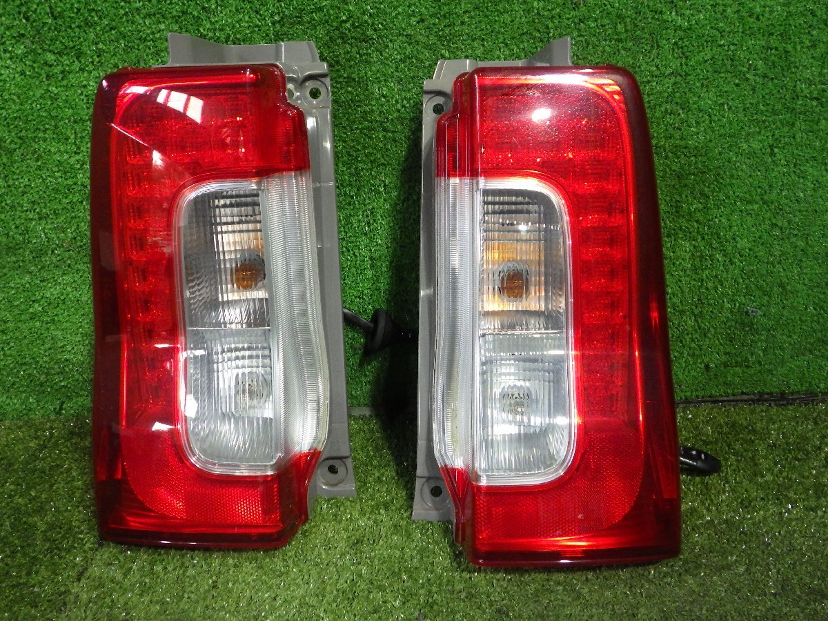 ダイハツ 純正 タント 《 LA600S 》 左テールランプ 81561-B2300 P21600-24000321 : 21600-24000321  : NGPパーツ王ヤフーショッピング店 - 通販 - Yahoo!ショッピング