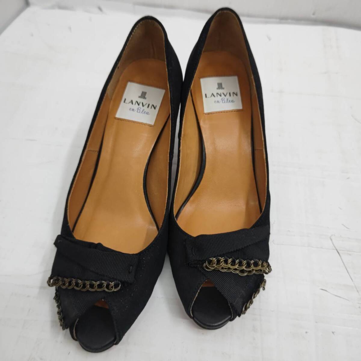 【ほぼ未使用】LANVIN en Bleuスウェードハイヒール22cm 黒 LANVIN on Bleu 黒 スウェードパンプス 22㎝ - メルカリ