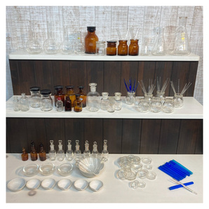 ★送料無料★希少★医療系びんなど大量!まとめ売り 試薬瓶 試験管 三角フラスコ 体温計 セット 小道具 診療所 レトロ 病院 実験