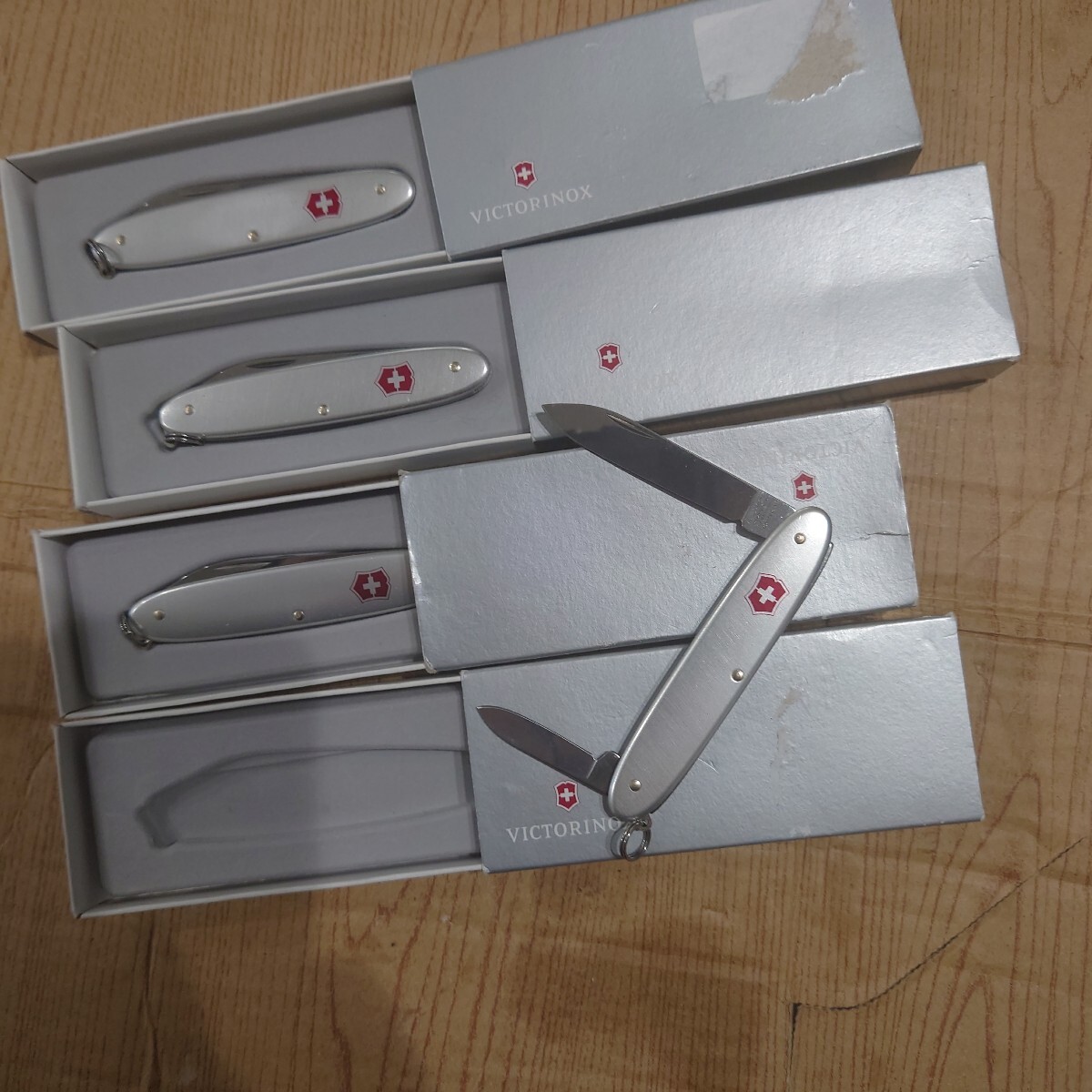 Yahoo!オークション -「(ビクトリノックス victorinox) (銀 Yahoo!オークション -「(ビクトリノックス victorinox) (銀