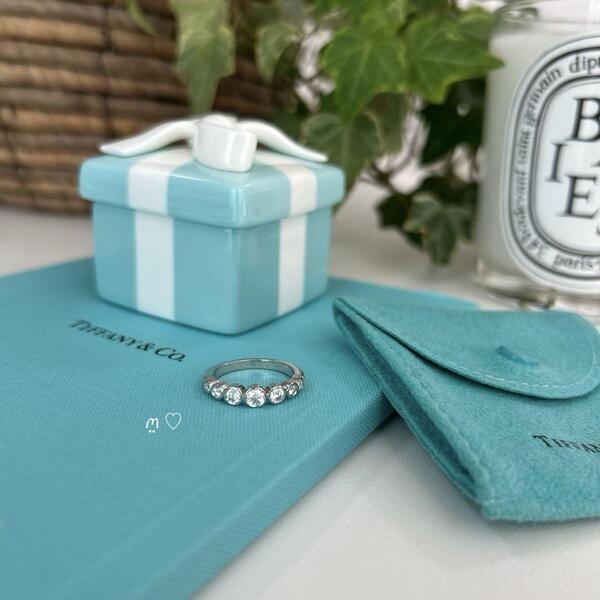 送料無料 ティファニー ジャズグラジュエイテッドダイヤモンドリング 7号 プラチナ Pt950 TIFFANY&Co.