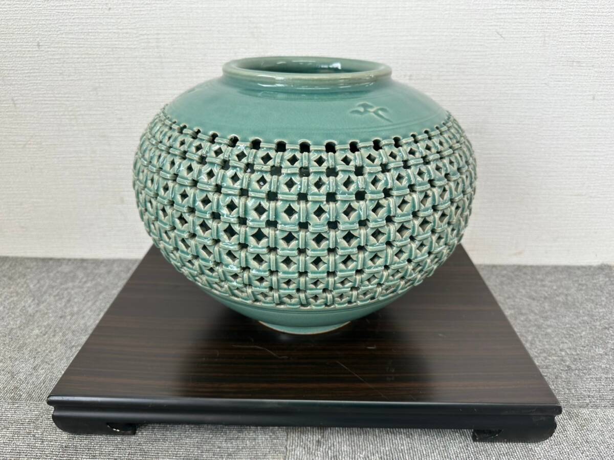 Yahoo!オークション -「青磁 花瓶 透かし」(陶芸) (工芸品)の Yahoo!オークション -「青磁 花瓶 透かし」(陶芸) (工芸品)の