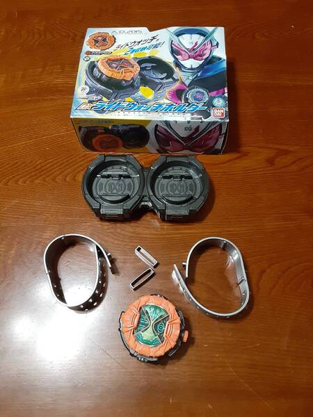 DXライドウォッチホルダー ゴーストライドウォッチ付き 仮面ライダージオウ バンダイ
