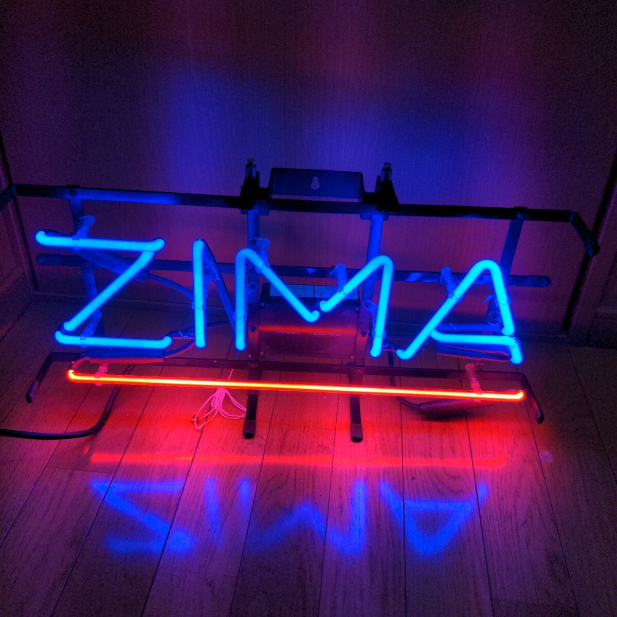 Yahoo!オークション -「zima ネオン管」の落札相場・落札価格 Yahoo!オークション -「zima ネオン管」の落札相場・落札価格