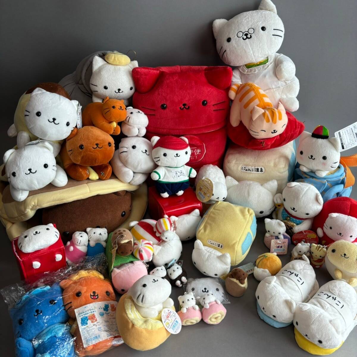 Yahoo!オークション -「にゃんにゃんにゃんこ」(ぬいぐるみ) の Yahoo!オークション -「にゃんにゃんにゃんこ」(ぬいぐるみ) の