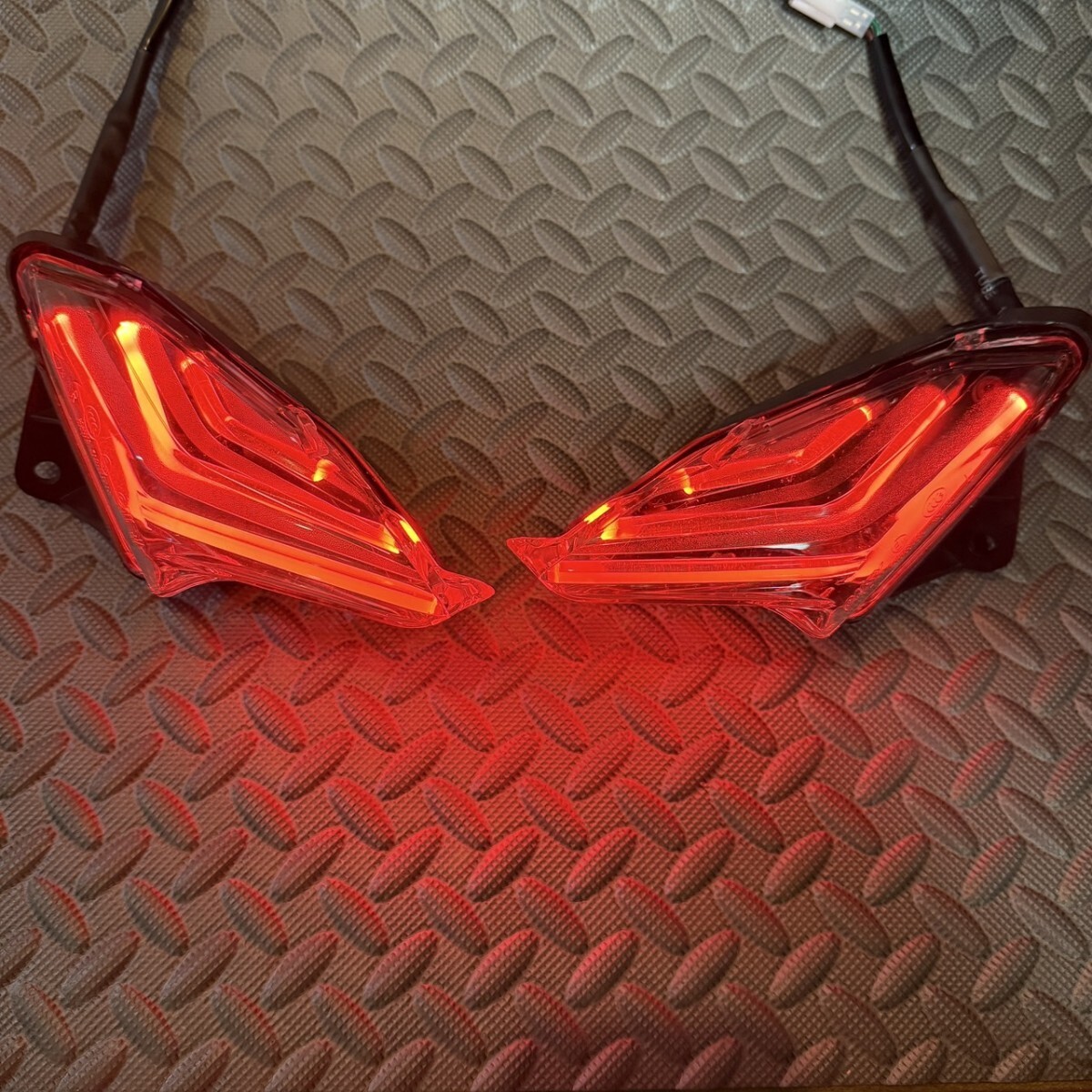 赤 シグナス 3型 LED デイライト ポジション 台湾 カスタム 1YP