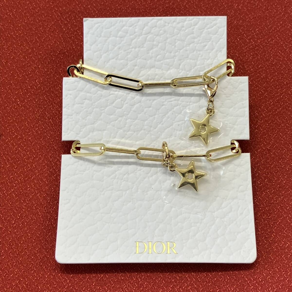 Yahoo!オークション -「dior 星チャーム」の落札相場・落札価格 Yahoo!オークション -「dior 星チャーム」の落札相場・落札価格