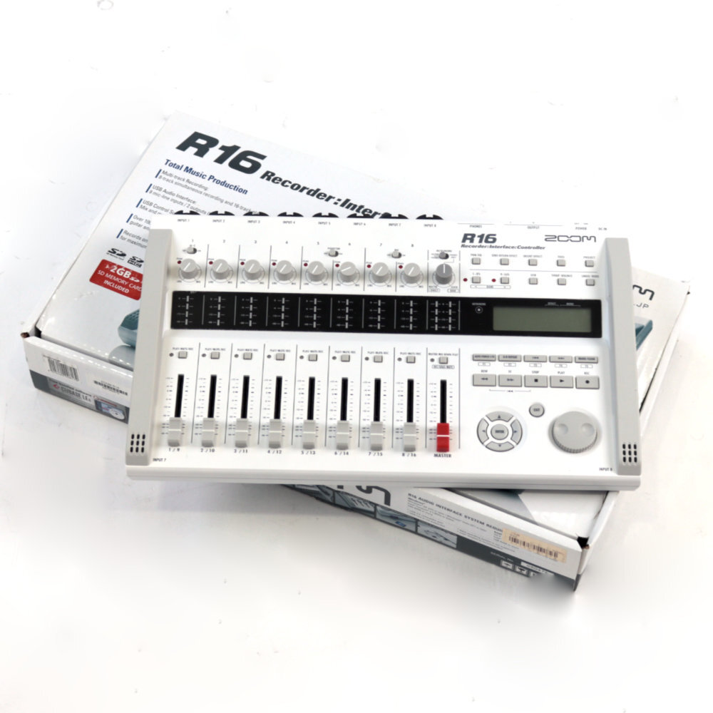 Yahoo!オークション -「zoom r16」(マルチトラックレコーダー Yahoo!オークション -「zoom r16」(マルチトラックレコーダー