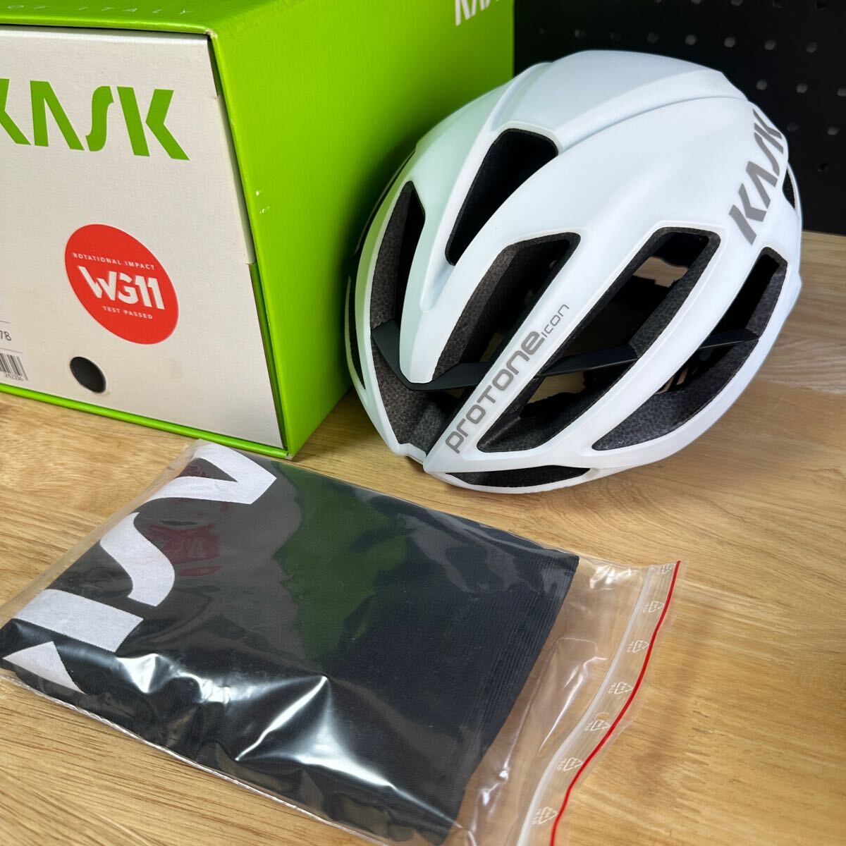 Yahoo!オークション -「kask カスク protone」の落札相場・落札価格 Yahoo!オークション -「kask カスク protone」の落札相場・落札価格