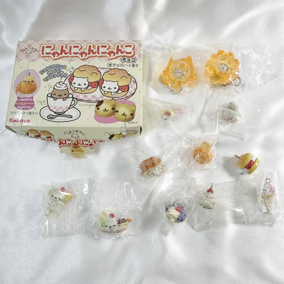 Yahoo!オークション -「にゃんにゃんにゃんこ」(食玩、おまけ Yahoo!オークション -「にゃんにゃんにゃんこ」(食玩、おまけ