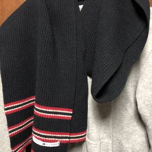 TOMMY HILFIGER トミーヒルフィガー 長めのマフラー