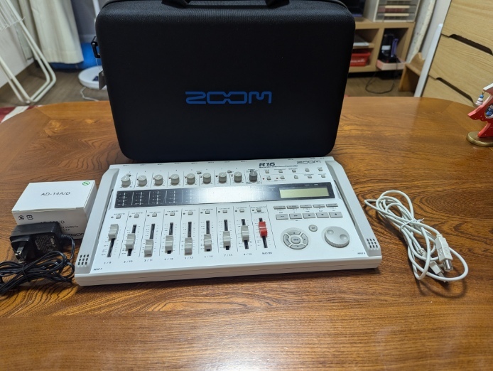 Yahoo!オークション -「zoom r16」の落札相場・落札価格 Yahoo!オークション -「zoom r16」の落札相場・落札価格
