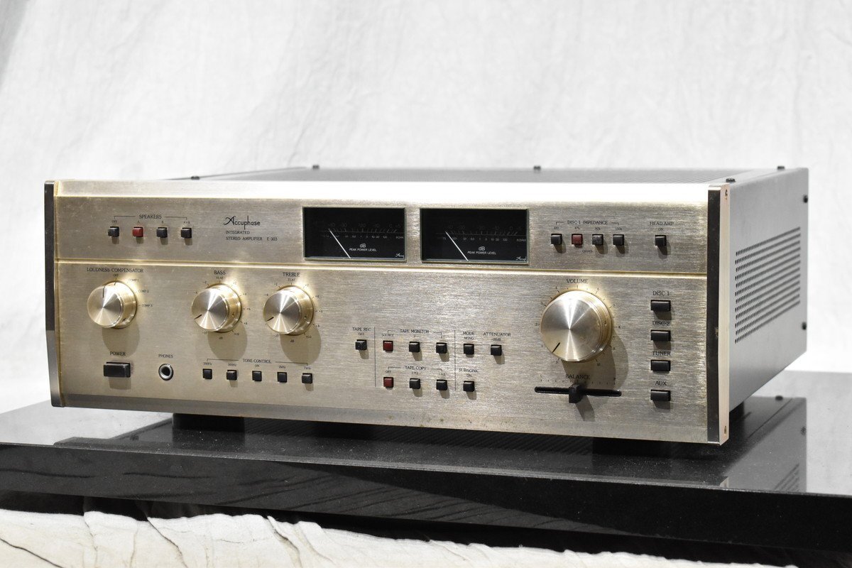 Accuphase プリメインアンプ E-303 ウッドボックス付き