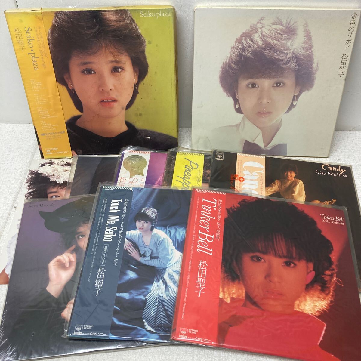 Yahoo!オークション -「松田聖子 lp 金色のリボン」の落札相場