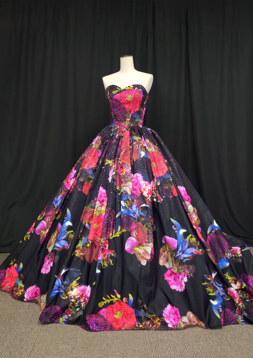 Yahoo!オークション -「蜷川実花」(ファッション) の落札相場 Yahoo!オークション -「蜷川実花」(ファッション) の落札相場