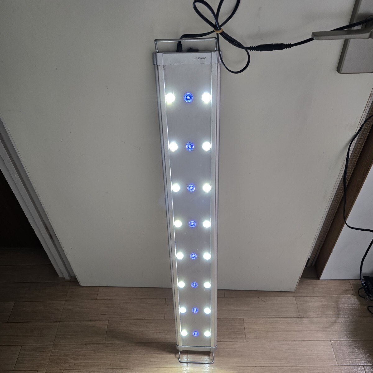 Yahoo!オークション -「テトラ led ライト」(住まい、インテリア