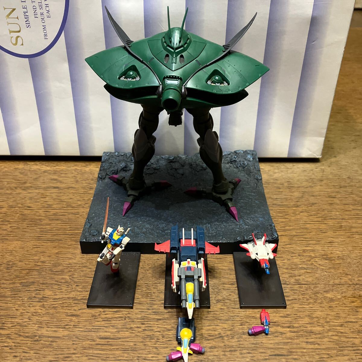 Yahoo!オークション -「ガンダムコレクション ビグザム」の落札 Yahoo!オークション -「ガンダムコレクション ビグザム」の落札