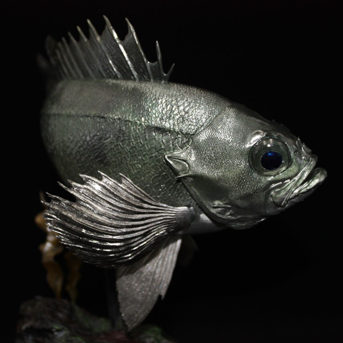 【オンライン限定商品】  ユカタハタ フィギュア 魚寸30cm 【第10回日本彫刻コンクール 生き物