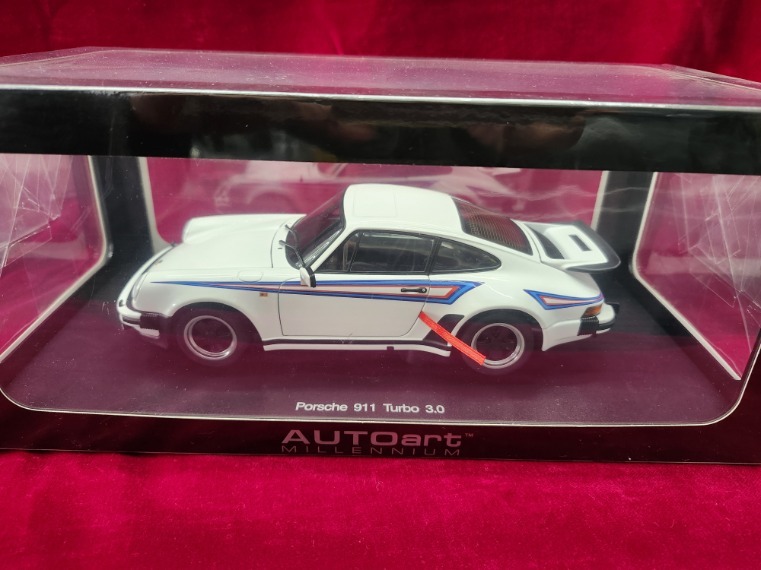 Yahoo!オークション -「930」(オートアート) (自動車)の落札相場 Yahoo!オークション -「930」(オートアート) (自動車)の落札相場