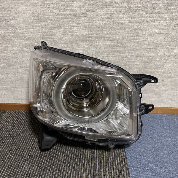 JF3 JF4 ホンダ N-BOX 純正 右ヘッドライト LED