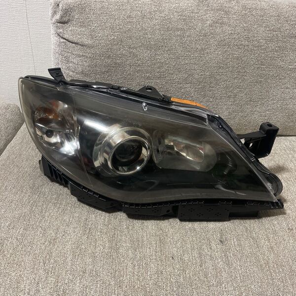 スバル GRB インプレッサ WRX STI 右 HID ヘッドライト