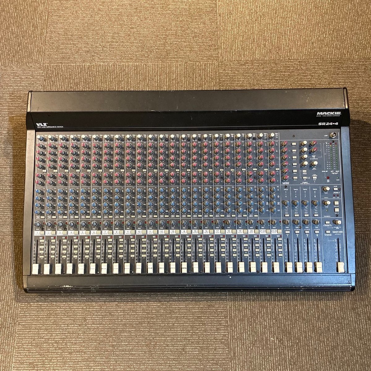 Yahoo!オークション -「mackie sr24」の落札相場・落札価格 Yahoo!オークション -「mackie sr24」の落札相場・落札価格