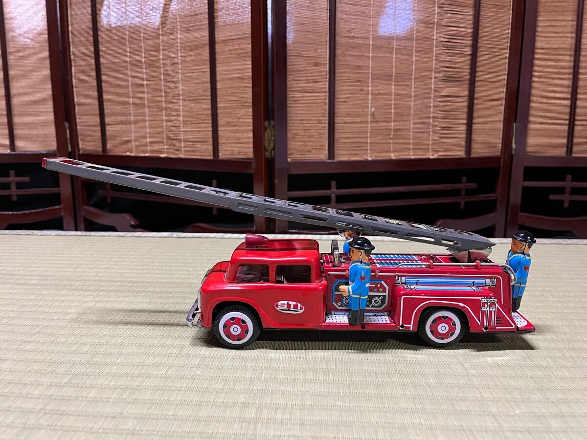 Yahoo!オークション -「ブリキ消防車」(ビンテージ) の落札相場 Yahoo!オークション -「ブリキ消防車」(ビンテージ) の落札相場
