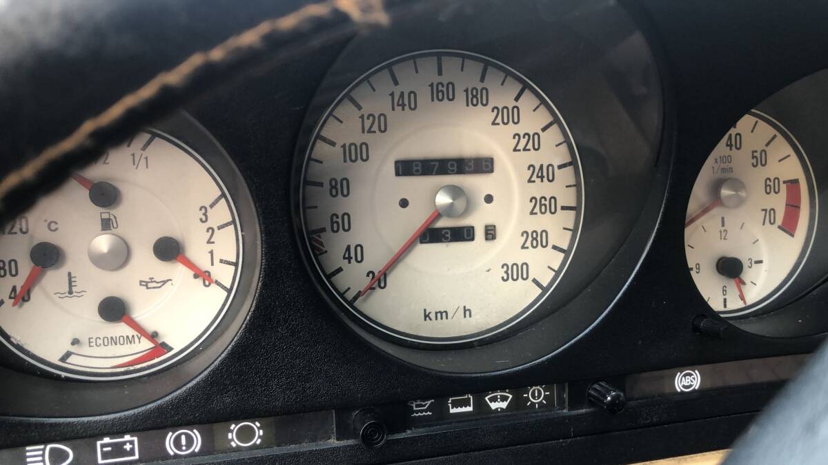 希少 メルセデスベンツ ボルト＆ナット 500SL E-107046 107046 R107 走行距離187936 KM 1986 ＃hyj NSP233001