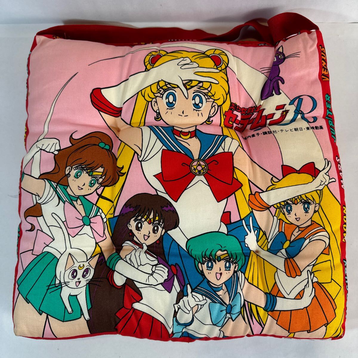 美品セーラームーン非売品クッション