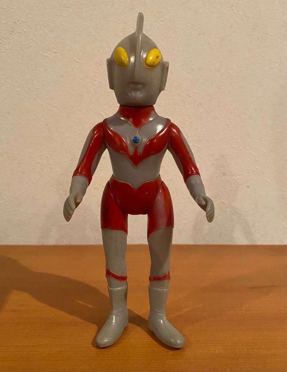 ウルトラマンタロウ パチ ソフビ 当時物 約22センチ 未使用品 ウルトラマンタロウ パチ ソフビ 当時物 約22センチ 未使用品