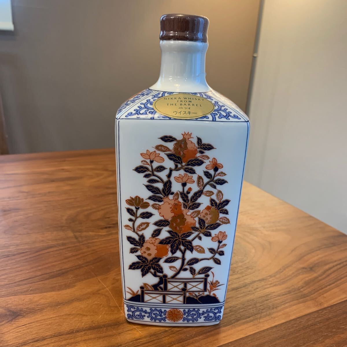 Yahoo!オークション -「ニッカウヰスキー 有田焼」(飲料) の落札 Yahoo!オークション -「ニッカウヰスキー 有田焼」(飲料) の落札