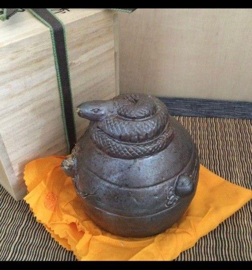 20・備前焼 巳の置物 蛇 干支 山麓窯 未使用新品 共箱 木箱入り 縁起物