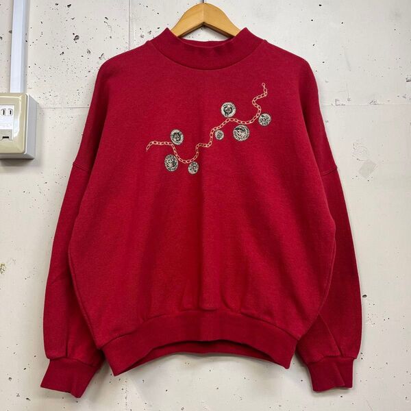 90s 90年代 古着屋購入 長袖 スウェット トレーナー コイン刺繍 ハイネック モックネック 古着 トップス 赤 レッド