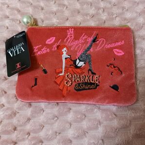 イマーシブフォート東京 キャバレー 刺繍入りポーチ ピンク