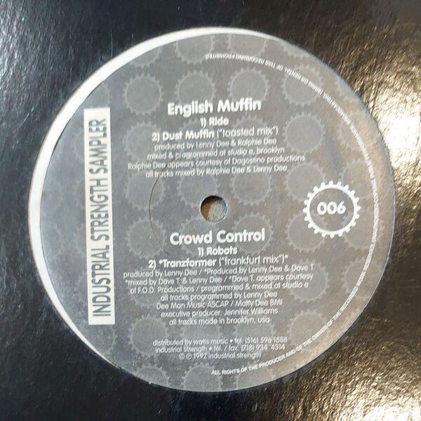 ENGLISH MUFFIN/INDUSTRIAL STRENGTH SAMPLER/ IS006 レコード