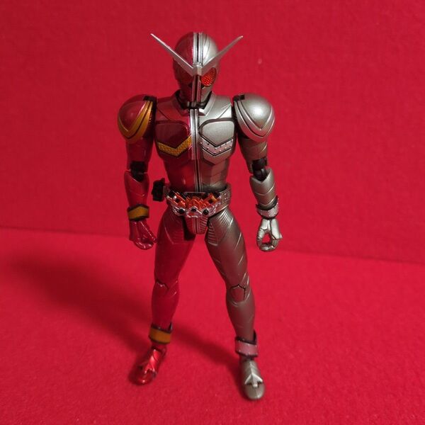 S.H.Figuarts 仮面ライダーW ヒートメタル