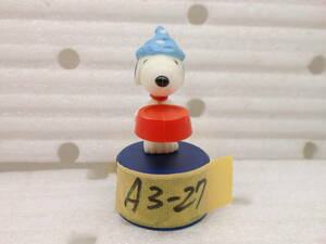 19123013 bottle cap Snoopy A3-27