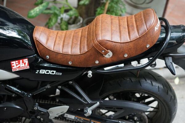 セール z900rs シート 焼茶色TYPE3新品(完成品、シートベース含む)