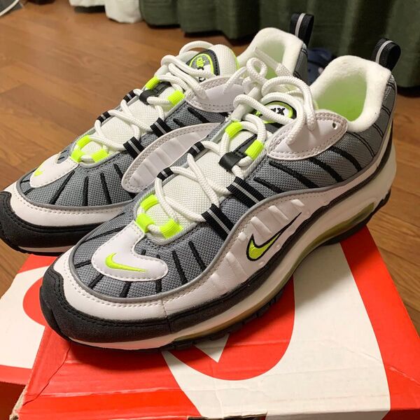 新品未使用 NIKE AIR MAX 98