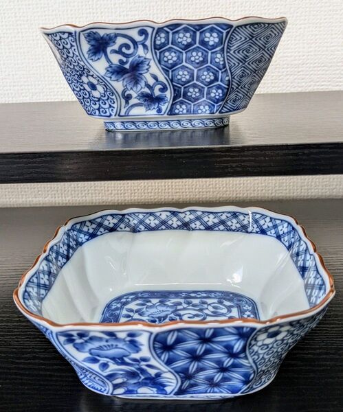 三洋陶器 龍峰窯 ネジリ祥瑞 染付 小鉢揃 2客 角鉢 煮物鉢 和食器 中鉢