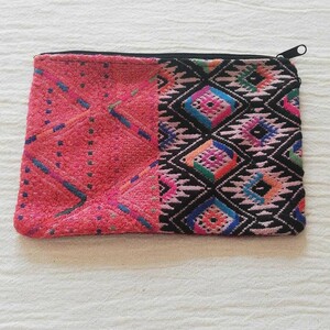 【一点物/新品】グアテマラ　刺繍　手織り　ポーチ